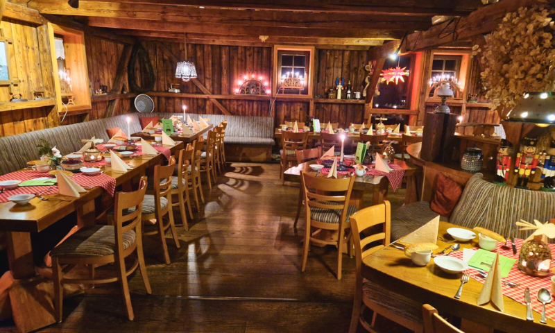 Erzgebirgisches Neunerlei in der Topfmarktscheune Burkhardtsdorf