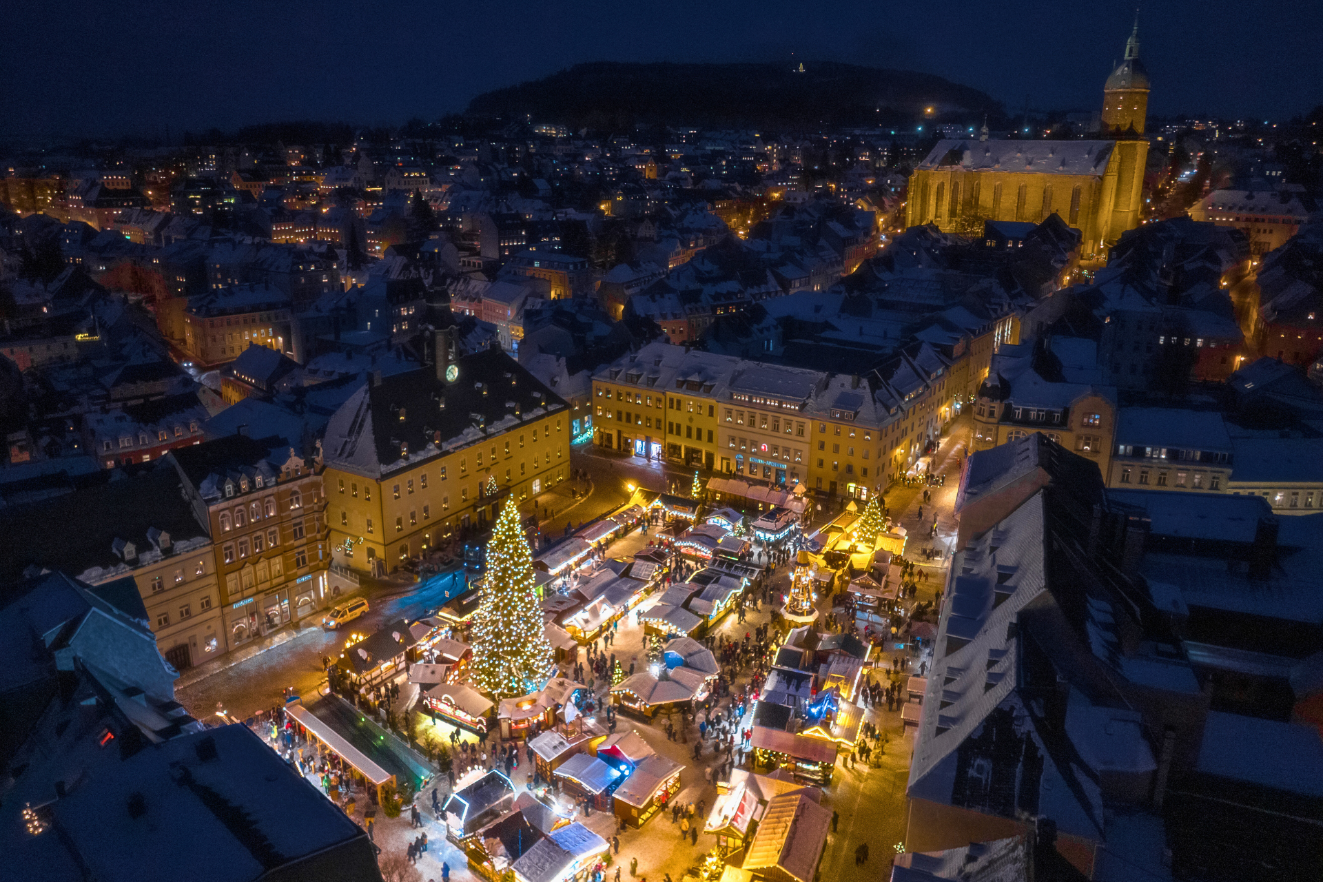 Annaberger Weihnachtsmarkt im Advent von oben