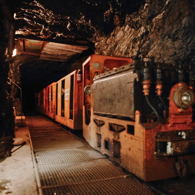 Grubenbahn im Markus-Röhling-Stolln in Annaberg-Buchholz OT Frohnau