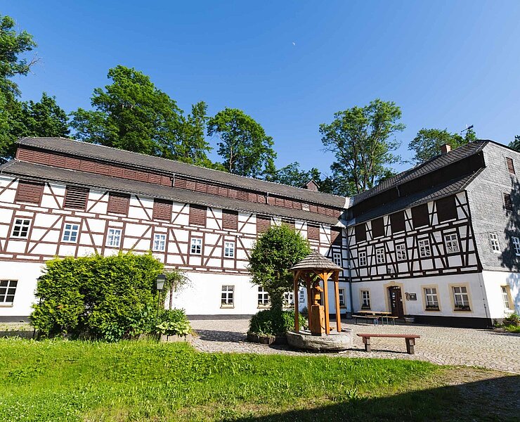 Außenbereich Papiermühle Niederzwönitz (P. Eichler | Greifensteinregion)