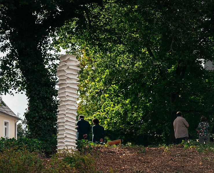 Stijn Ank: Endless Column, 2024; Courtesy: Galerie Michael Janssen, Berlin, Foto: Ernesto Uhlmann (Ernesto Uhlmann)