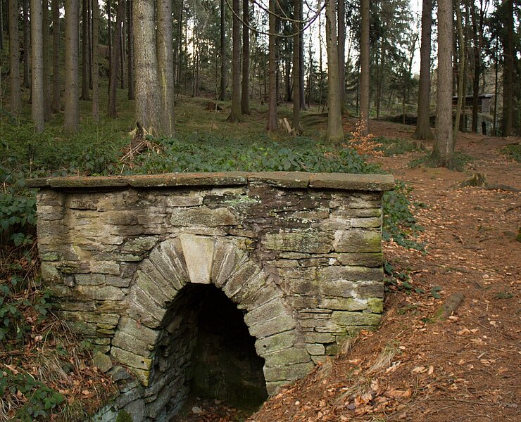 Rothschönberger Stolln - Grabentour - Unteres Mundloch der V. Rösche (WFE GmbH Annaberg-Buchholz)