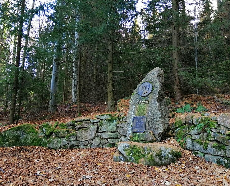 Goethe-Denkmal am Aschergraben ()