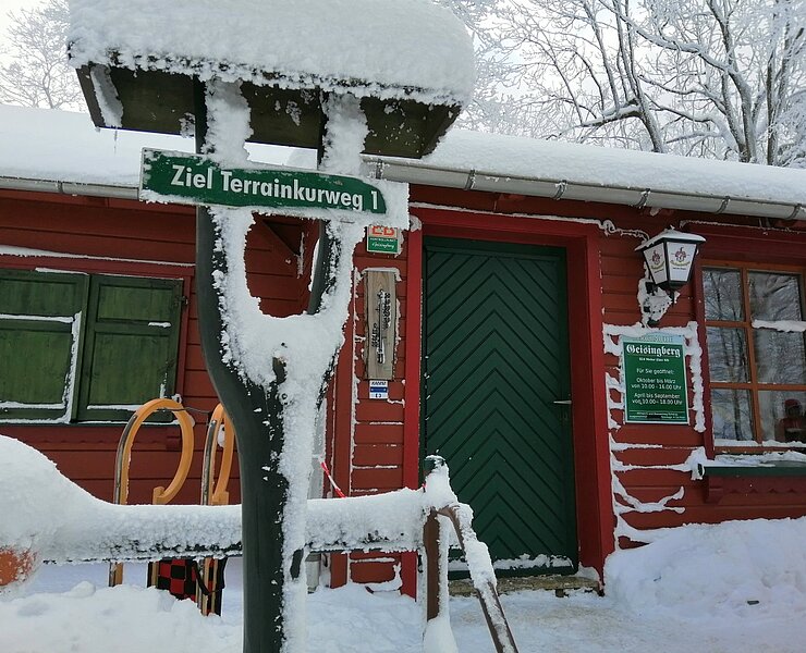 Geisingbaude im Winter ()