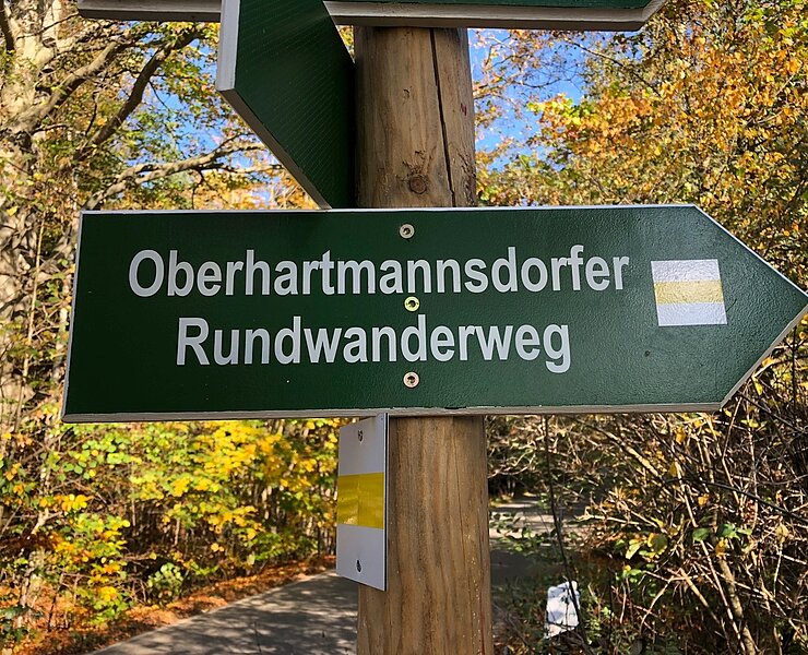 Markierung Wanderweg Oberhartmannsdorf (Christfried Nicolaus, Hartmannsdorf)