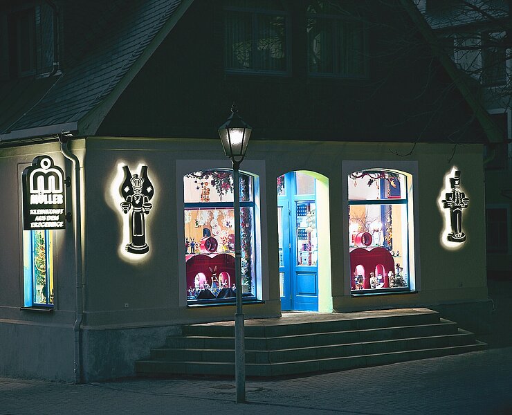 Fachgeschäft für erzgebirgische Volkskunst Kleinkunst aus dem Erzgebirge® Müller in Seiffen (Kleinkunst aus dem Erzgebirge® Müller GmbH)