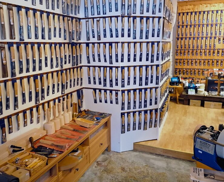 Fachgeschäft in der Schauwerkstatt Holzbildhauerei Tschierske in Annaberg-Buchholz OT Frohnau (Ronny Tschierske)