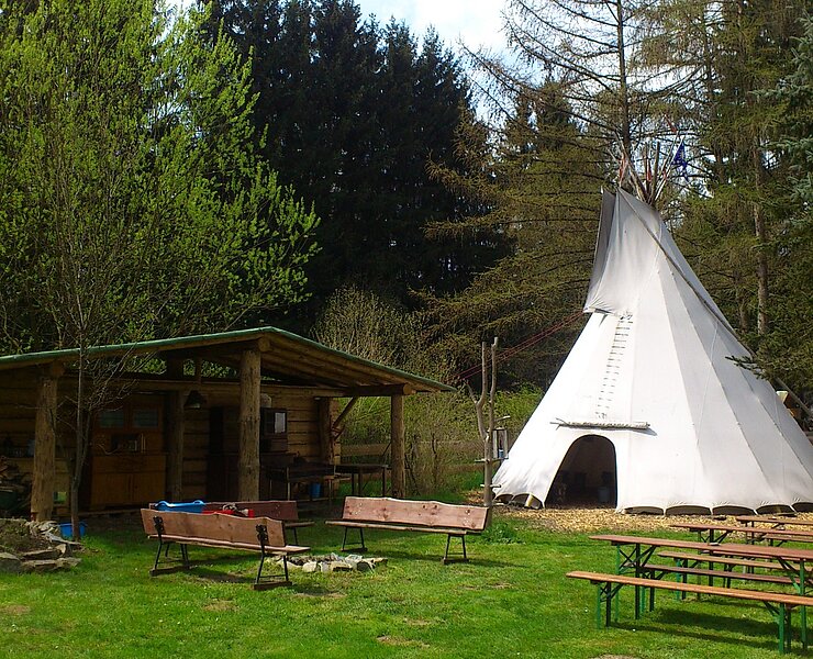 Tipi am Waldcamping Thalheim (Steffen Seim)