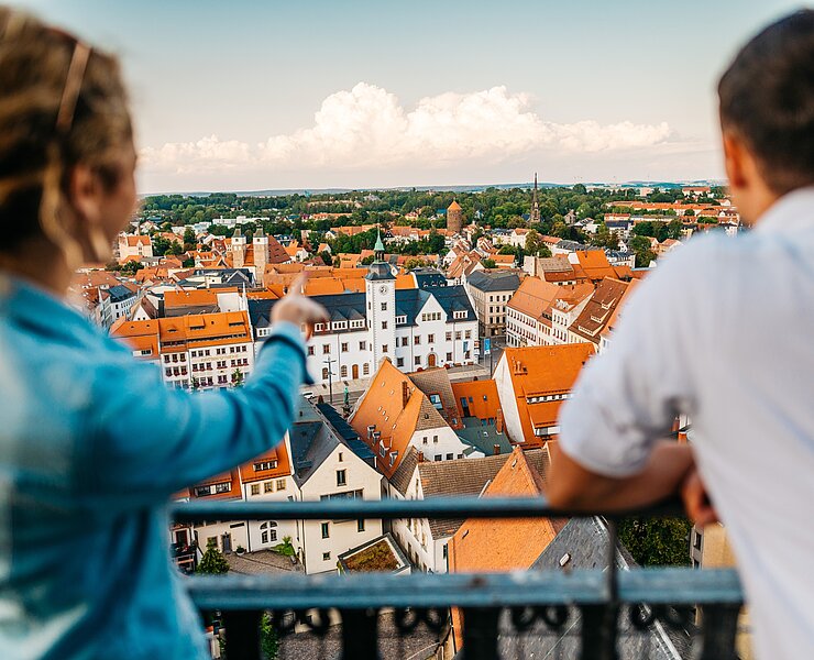 Silberstadt Freiberg von oben entdecken: Blick vom Petriturm aufs Rathaus. (Silberstadt Freiberg / 599media, Paul Schmidt )