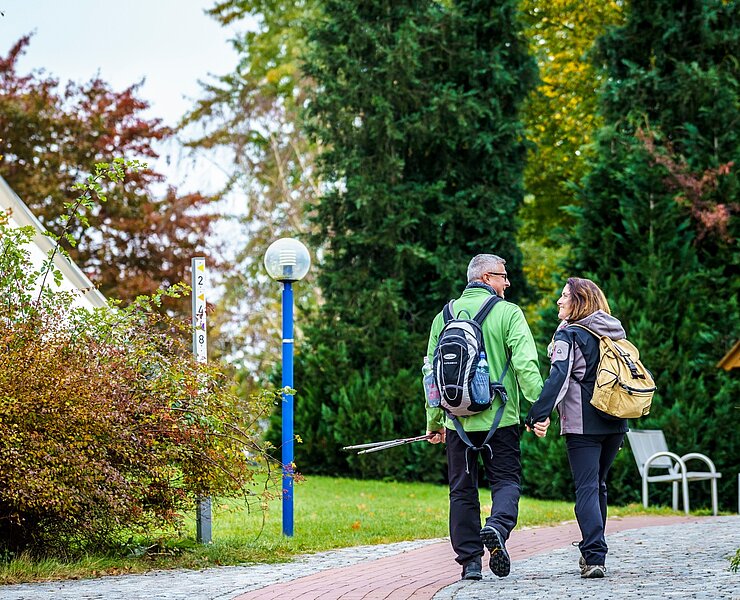 Wandern im Kurpark Bad Schlema (Dirk Rückschloss)