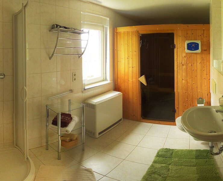 Bad mit Sauna "Oertel Häusl" (Fam. Kürbitz)