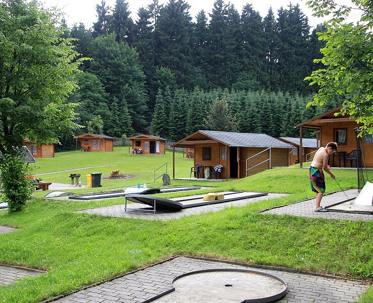 Minigolf im Freibad Gelenau ()