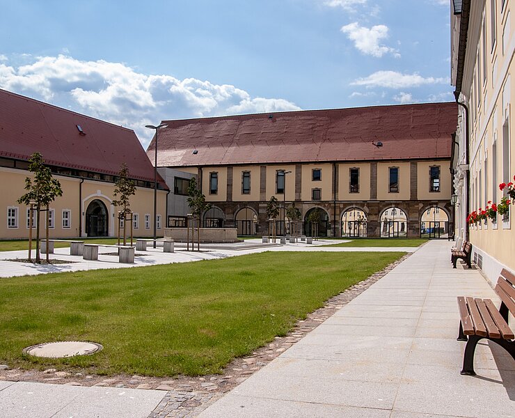 Schlosspark Planitz - Schloss 2 ()