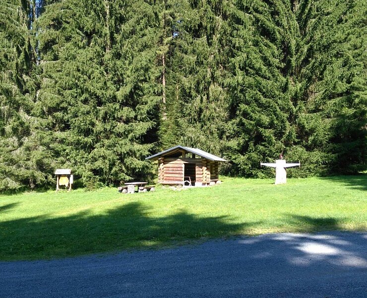 Drei Bächle Rastplatz (Mandy Gazsi)