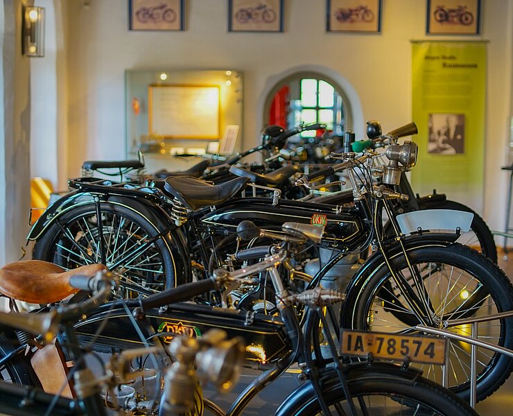 Motorradausstellung auf dem Schloss Wildeck (Stadt Zschopau Schloss Wildeck)
