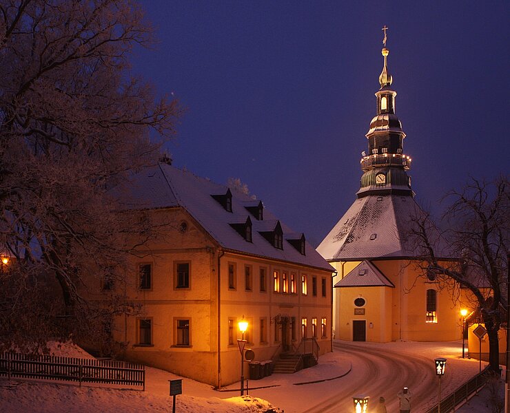 Kirche Dämmerung (E. Schalling)