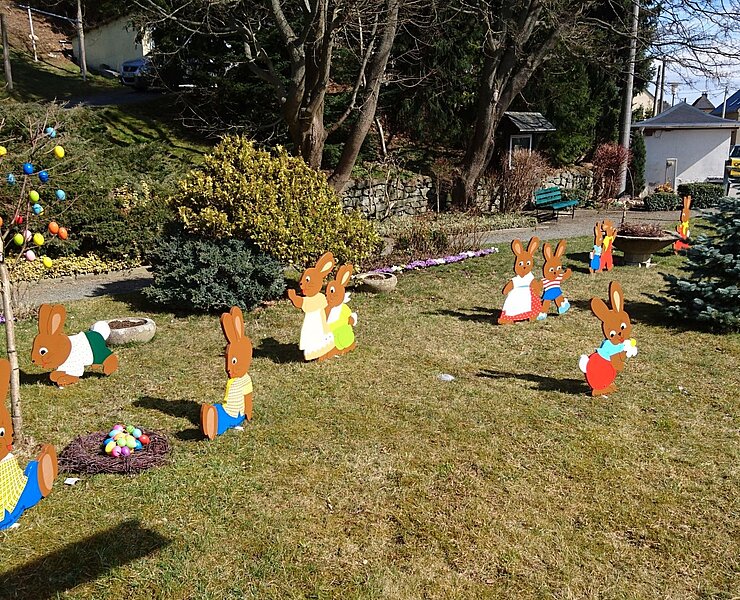 Hasenfamilie in Venusberg (Corinna Bergelt)