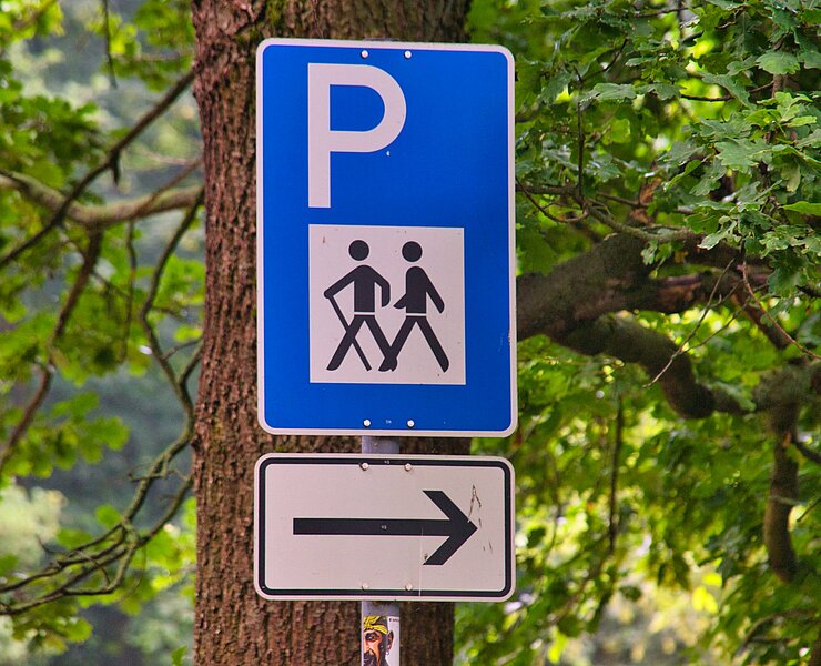 Wanderparkplatz Rochlitzer Berg - Sörnziger Straße (Bastian Rakow)