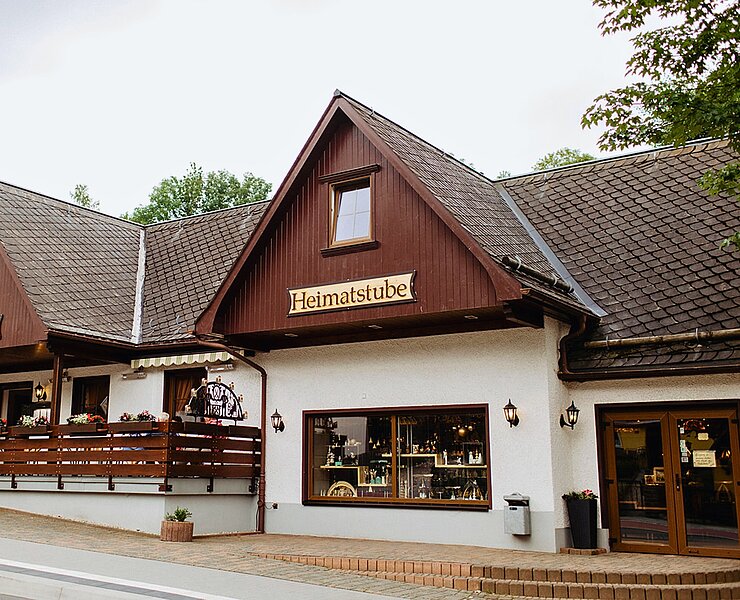 Fachgeschäft für erzgebirgische Holzkunst Heimatstube & Caféchen in Seiffen (www.rauta.de | Frank Günther)