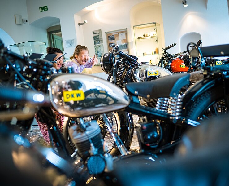 Motorradausstellung auf dem Schloss Wildeck (Schlösserland Sachsen)