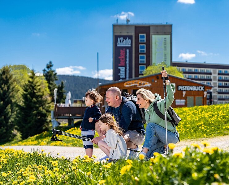 Wandern mit der Familie ()