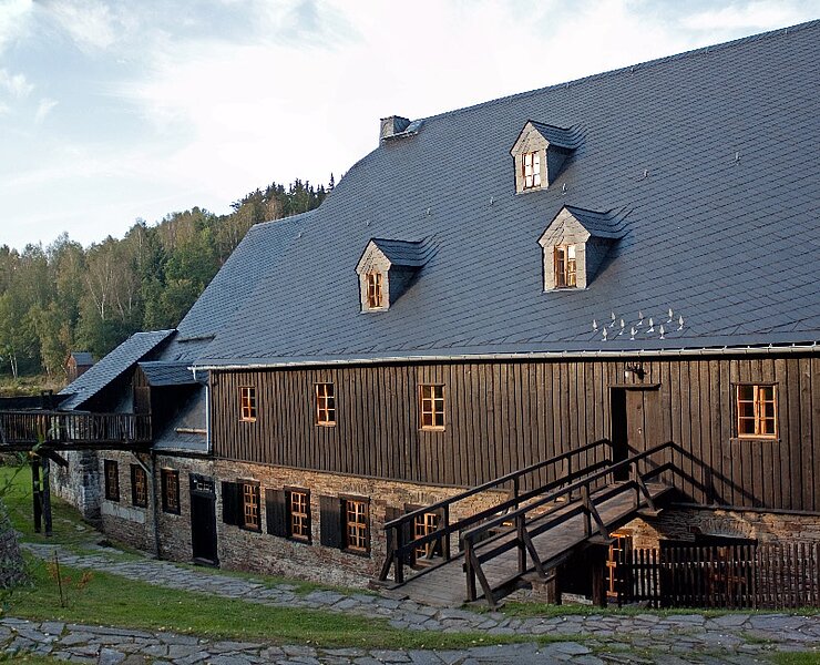 Montanlandschaft Schneeberg - Siebenschlehener Pochwerk (Welterbe Montanregion Erzgebirge e. V. / J. Kugler)