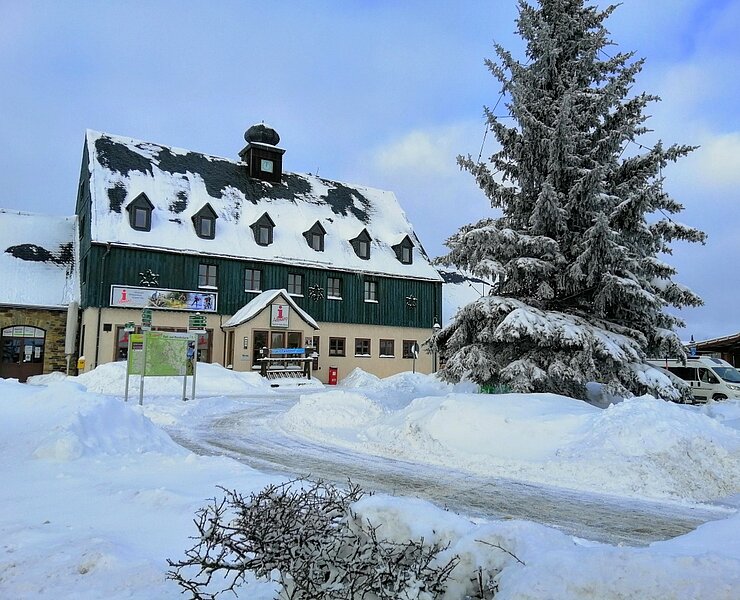 Tourist-Information Altenberg im Winter ()
