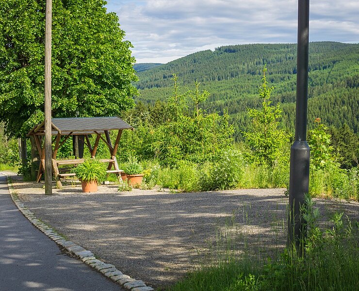 Parkplatz vor Gasthof & Pension Staahaadler Aff (Tobias Rudelt)