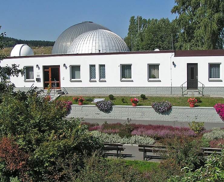 Zeiss-Planetarium mit Volkssternwarte Drebach ()