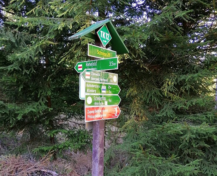 Wegweiser Schneise 28 - Rehefeld, TK12 ()