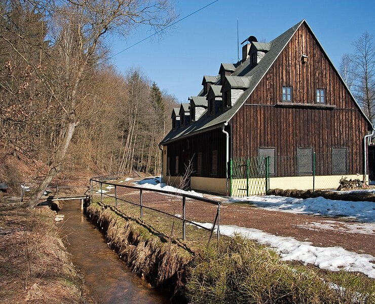 Kunstgraben Roter Graben - Huthaus am Thurmhofer Hilfsstolln (J. Kugler)