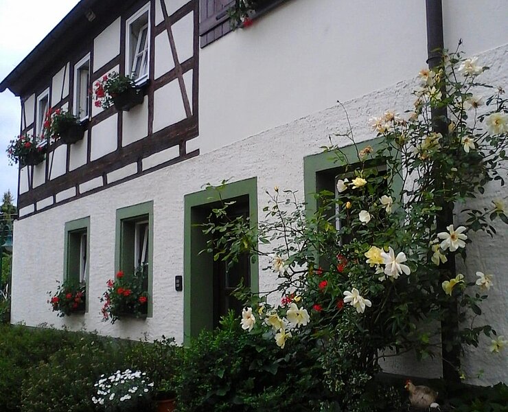 Hausansicht Hof ()