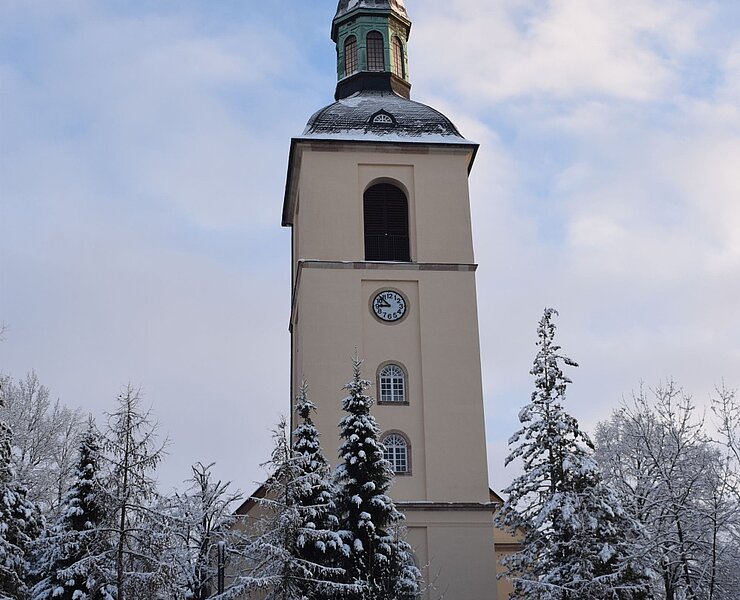 Ev.-luth. Kirche Thalheim im Winter (Vanessa Schüppel)