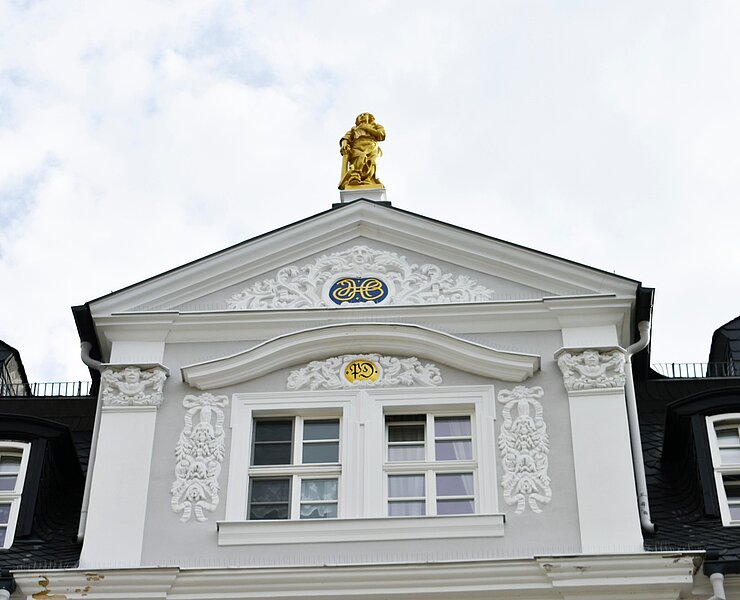 Giebel Goldener Hirsch Schneeberg (Celine Geilfuß)