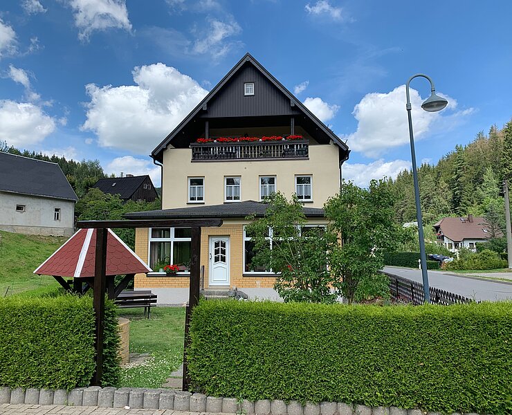 Weiberwirtschaft - Pension Pobershau (Außenansicht 1) (Ralf Nahlob)