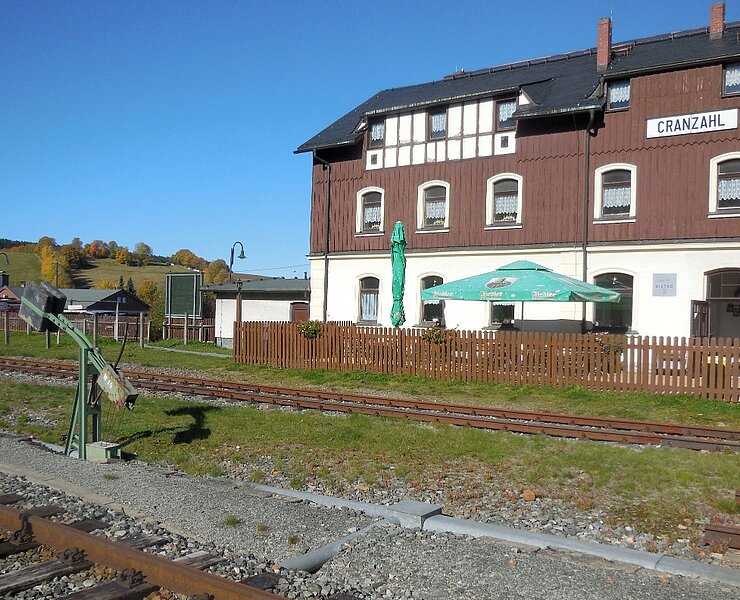 Bahnhof Cranzahl von den Gleisen aus gesehen (AS)