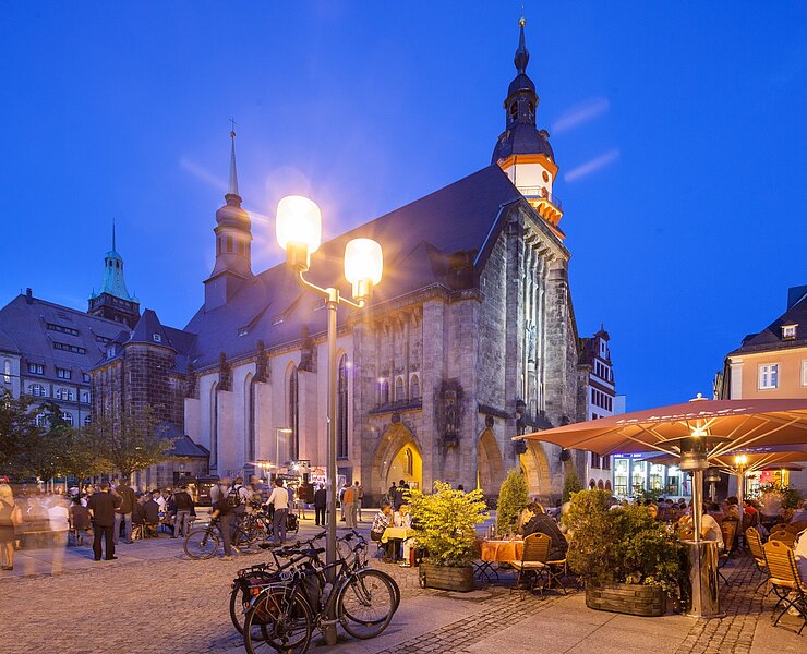Jakobikirche und Kirchplatz (Katrin Moraske)