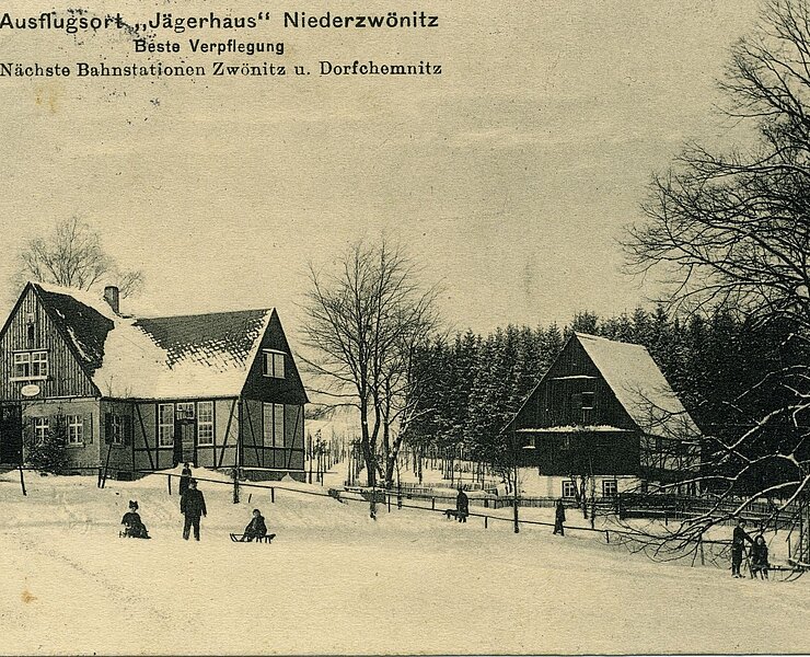 Links das Gasthaus "Jägerhaus", rechts das Wohnhaus der ehem. Haselmühle. (Stadt Zwönitz)