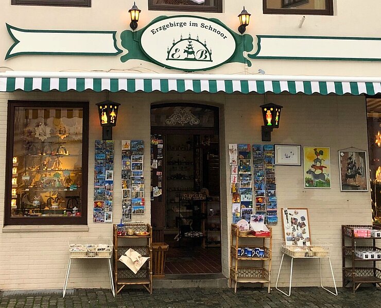 Fachgeschäft für erzgebirgische Volkskunst Erzgebirge im Schnoor in Bremen (Heinje)