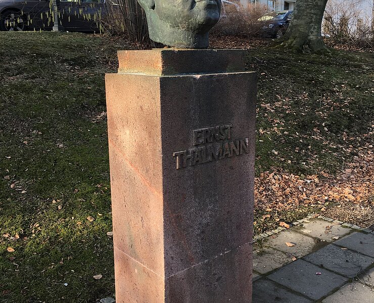Ernst Thälmann Büste, Meißner Ring (Knut Neumann)