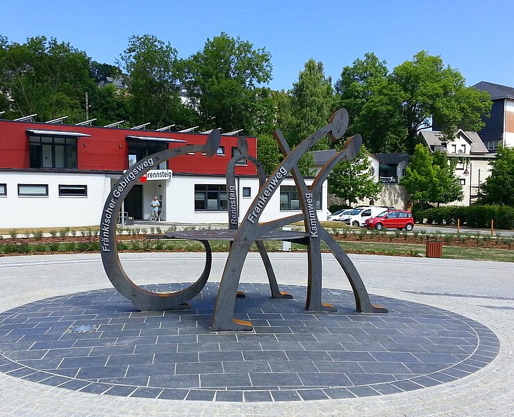 Drehkreuz des Wanderns in Blankenstein - Rennsteig, Frankenweg, Fränkischer Gebirgsweg und Kammweg Erzgebirge-Vogtland (Birgit Knöbel)