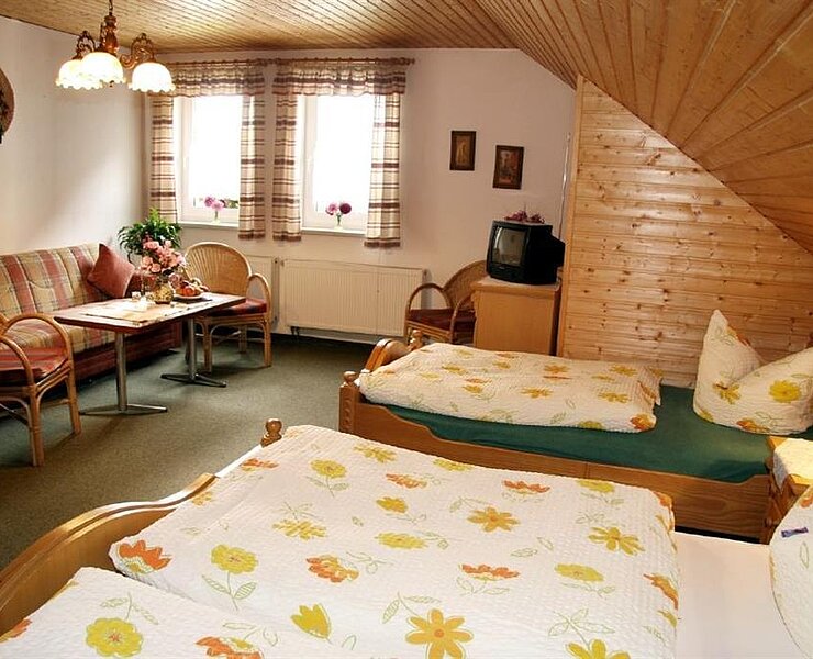 Mehrbettzimmer ()
