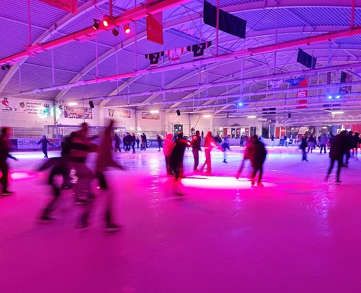 Eisdisco Eisstadion Schönheide ()
