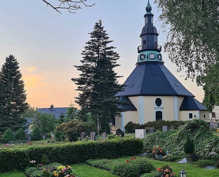 Kirche Seiffen (Tourist Info)