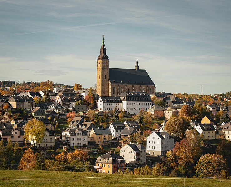 Kirche Schneeberg Herbst (Theresa Seidler)