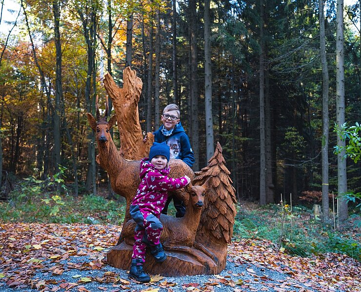 Geschnitzte Figur am "Tischel" (Patrick Eichler)