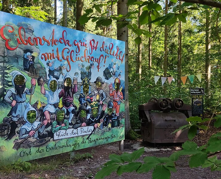 am Bergbaulehrpfad Eibenstock_Fotowand zum Durchsc ()