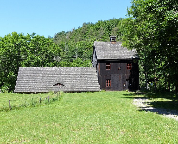 Rothschönberger Stolln - Lichtloch IV / Treibehaus und Radstubenkaue (Jasmin Faust, Silberstadt® Freiberg)