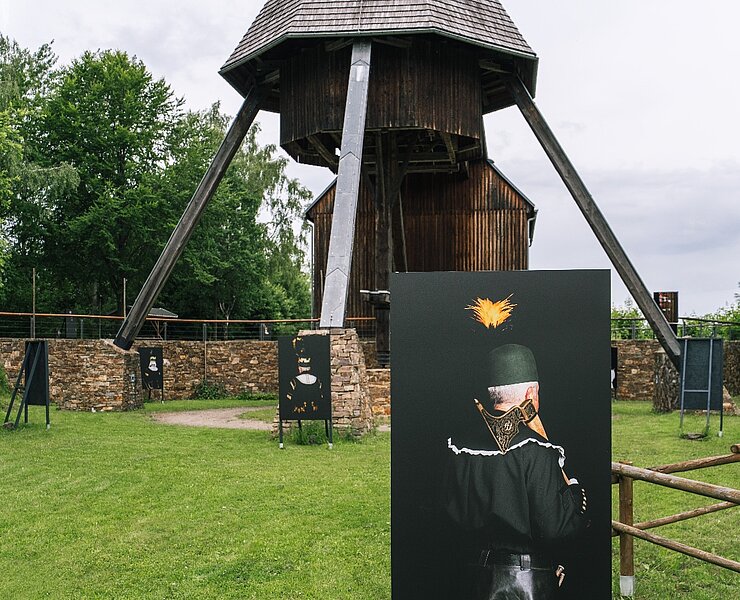 Corina Gertz, Das abgewandte Portrait (Ausstellungsansicht), 2023; Courtesy: Corina Gertz; © VG Bild-Kunst, Bonn 2025; (Johannes Richter)