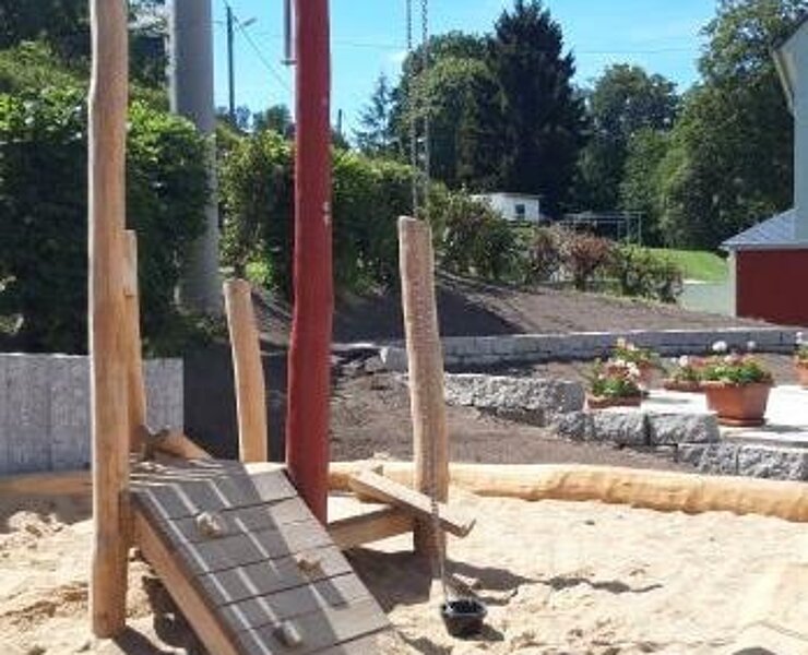 Ehrenfriedersdorf - Spielplatz Lange Gasse - Sandspiel ()